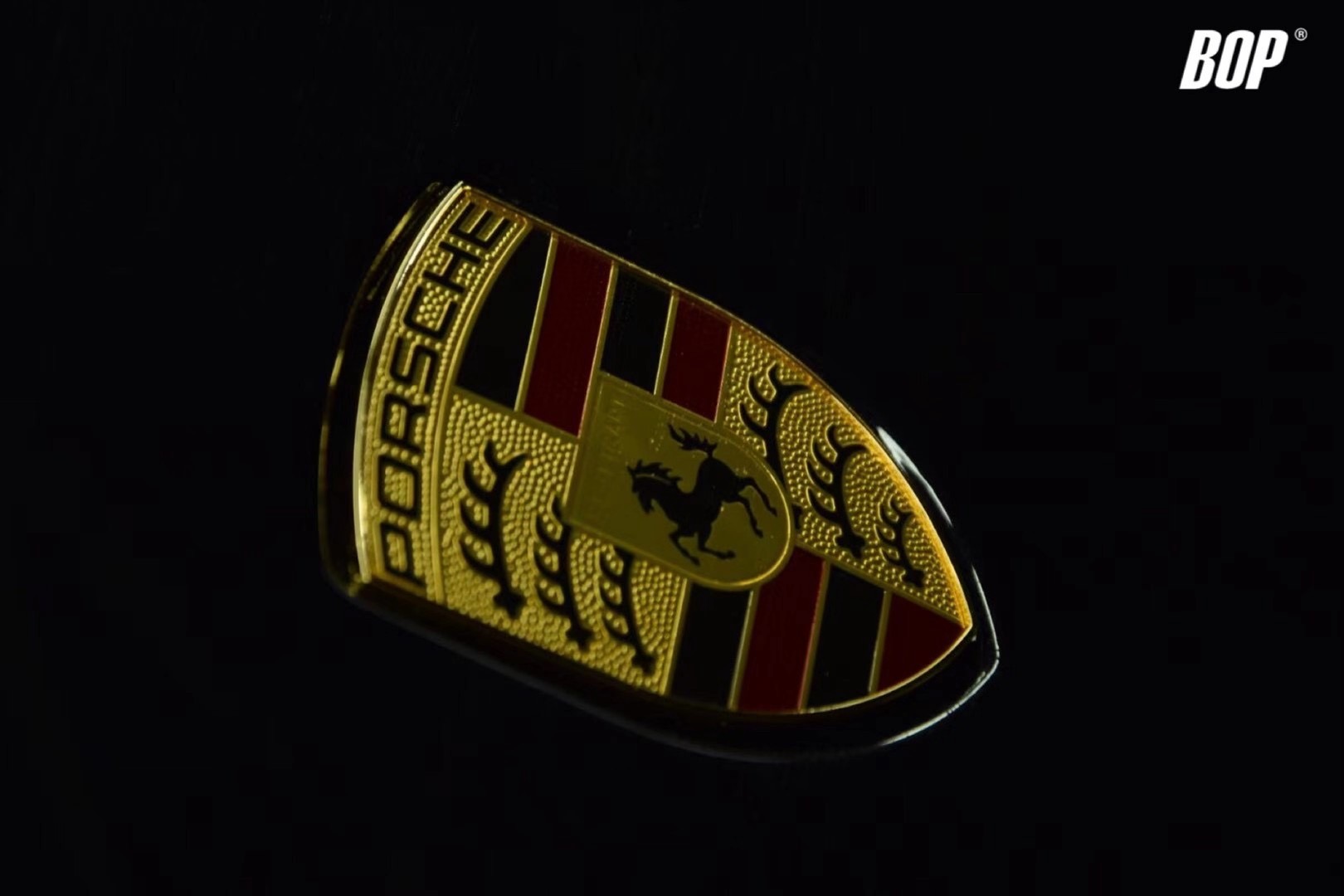 陆上最快的suv,保时捷卡宴了解下!