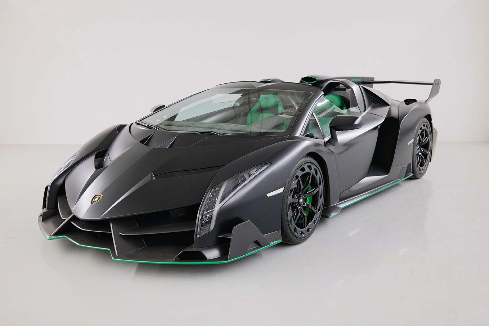 兰博基尼lamborghini veneno roadster,现在要卖到735万美元!
