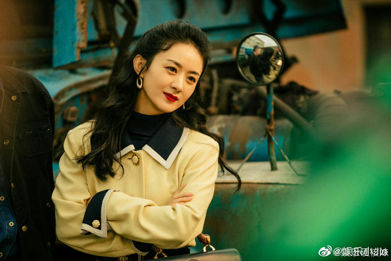 赵丽颖在《风吹半夏》中饰演的许半夏获得年度最佳女主角……