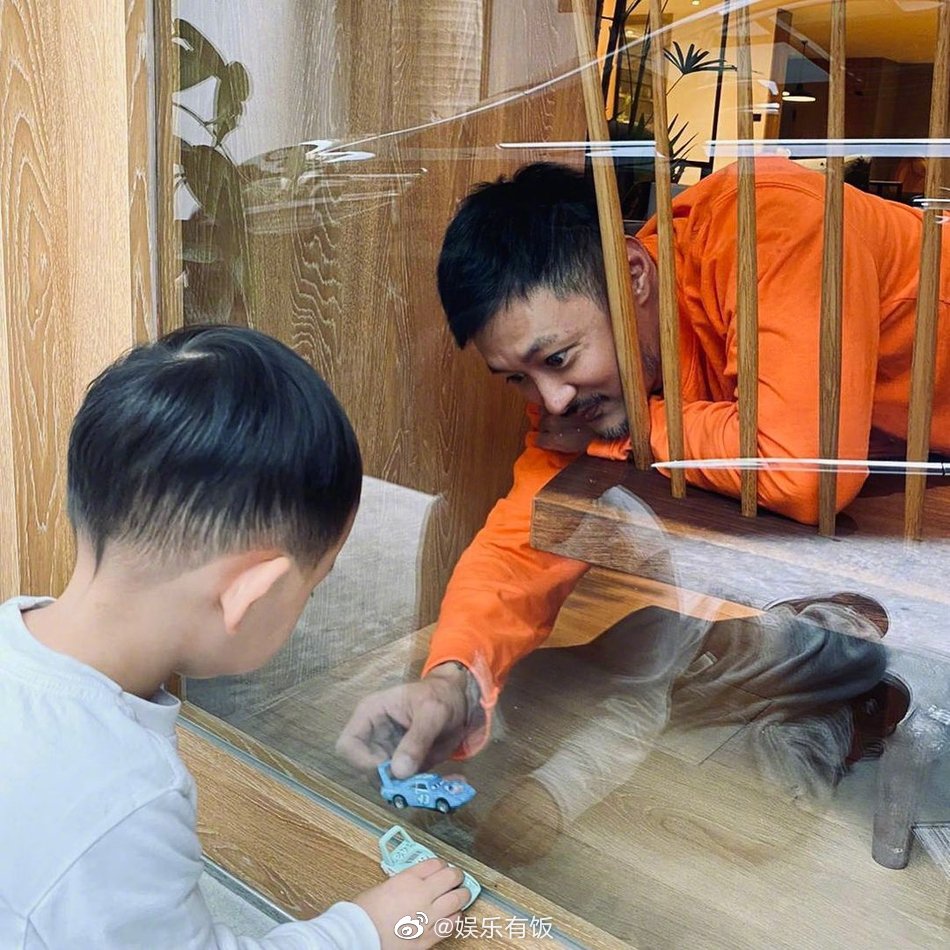 11月13日是艺人余文乐的39岁生日 而刚刚结束内地工作回港的他 11月13日是艺人余文乐的39岁生日 而刚刚结束内地工作回港的他