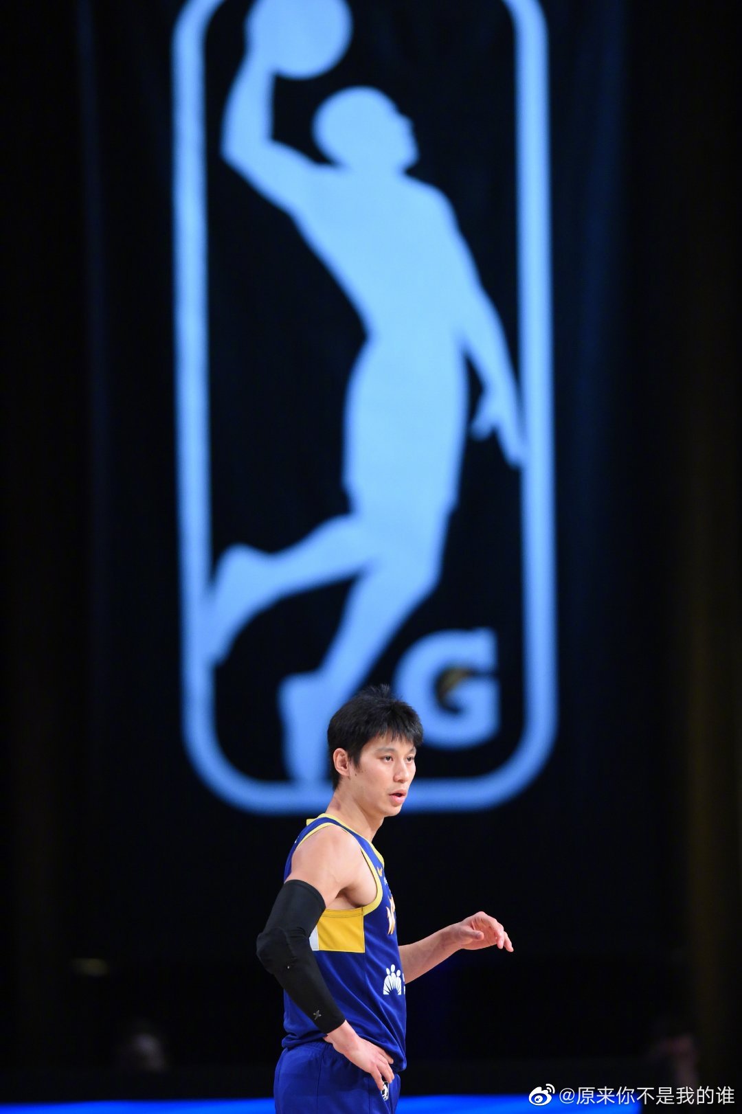 林豪在社交媒体发文……_高清图集_新浪网