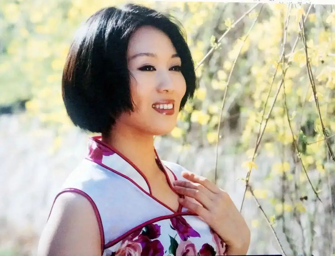 曾被婆婆极力反对，如今亲如“姐妹”，59岁吴琼不简单|吴琼|婆婆|黄梅戏_新浪新闻