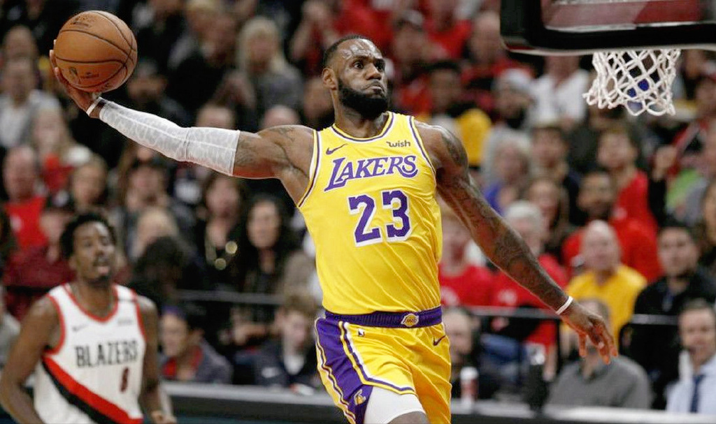 数据专家晒图证实詹皇"魔球"化|詹祭省詹姆斯|詹姆斯|投篮_新浪新闻