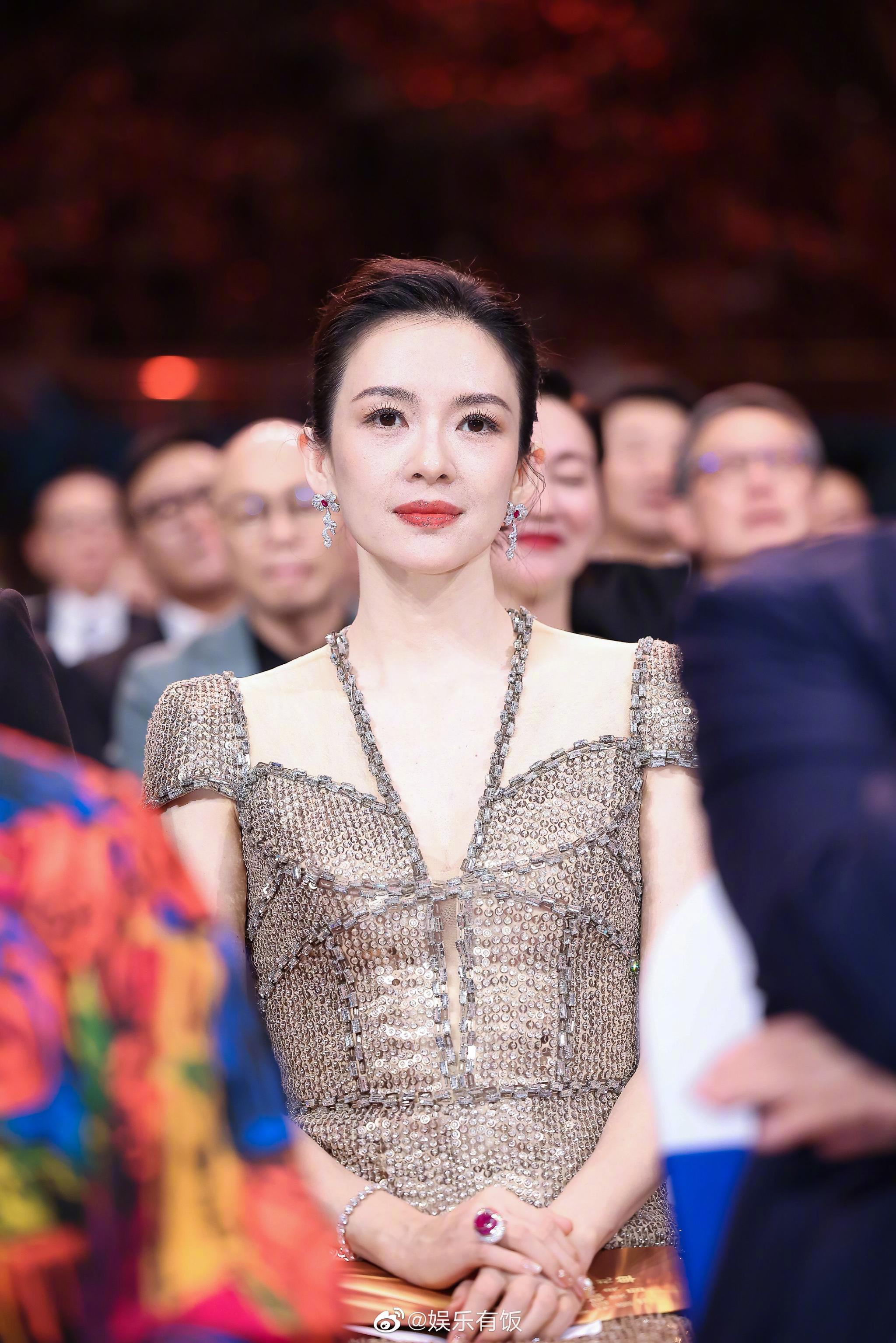 来看女明星:章子怡,袁泉,白百何,angelababy,张天爱,李沁