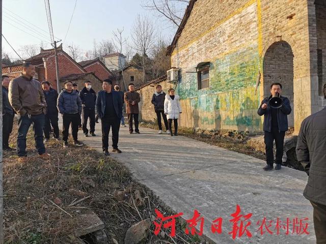 光山县殷棚乡组织开展人居环境整治观摩评比活动