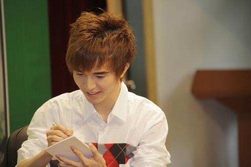 身高不够演技来凑，这4位人帅演技好却输在个子上，身高成短板休闲区蓝鸢梦想 - Www.slyday.coM