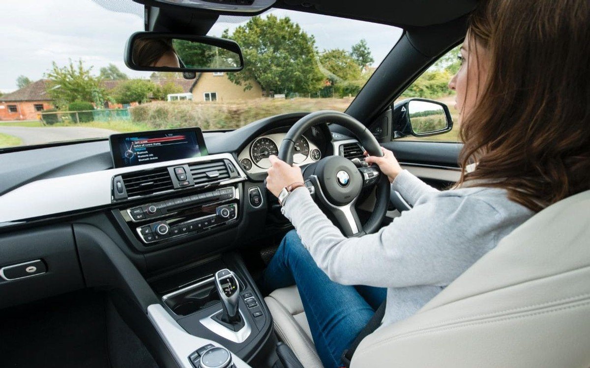 新手开车得留心,没有这5个习惯,技术再好也容易刮蹭-新浪汽车