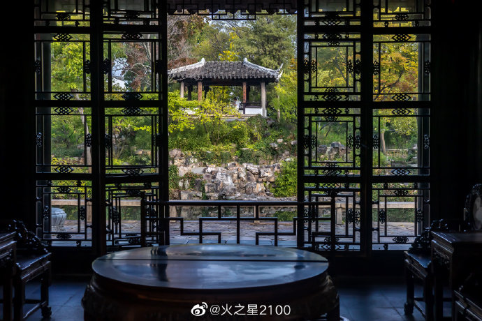 拙政园 · 秋色渐浓__财经头条