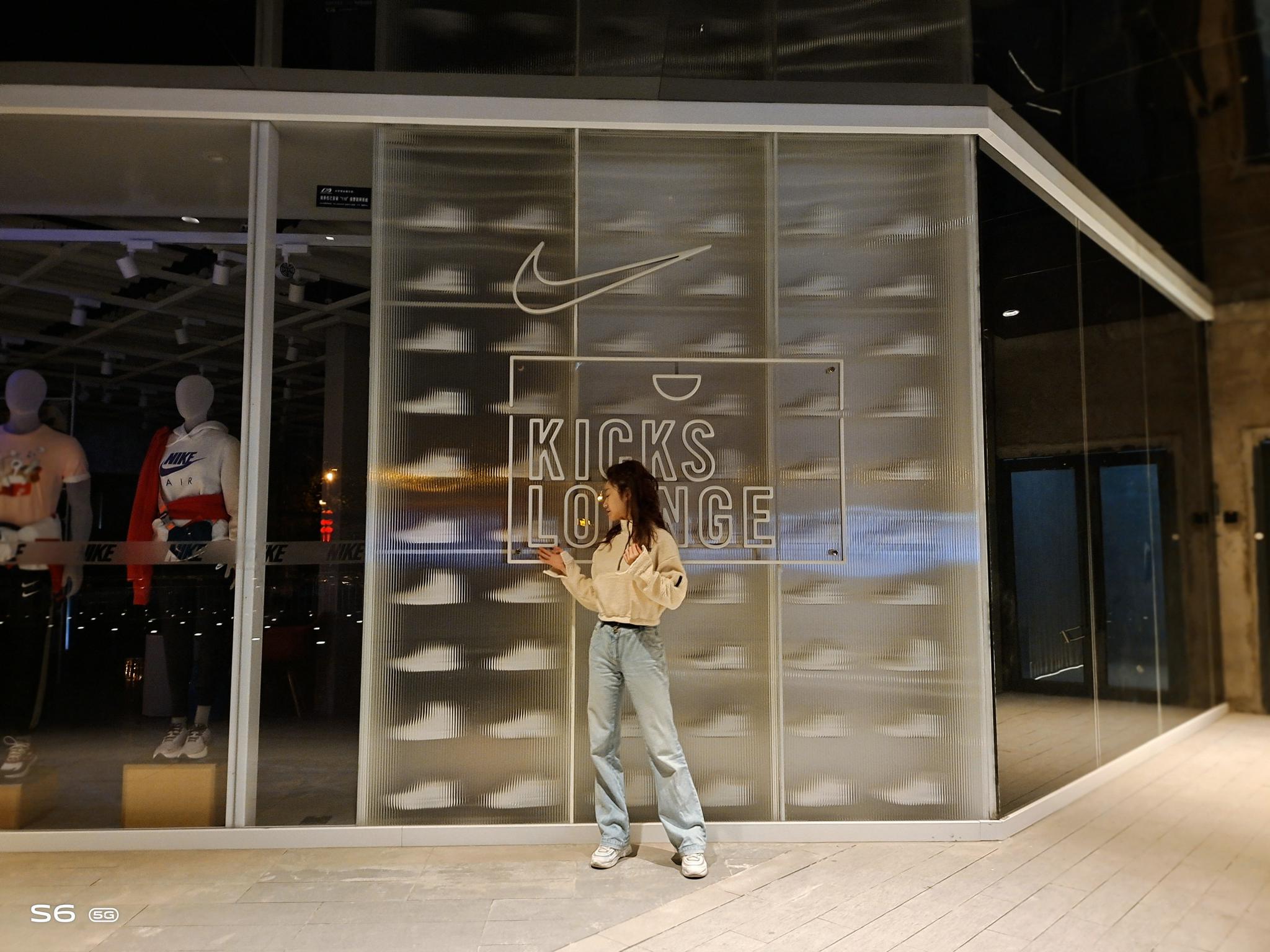 vivo S6评测体验！美女说：终于不用看直男们跑5G网速了！