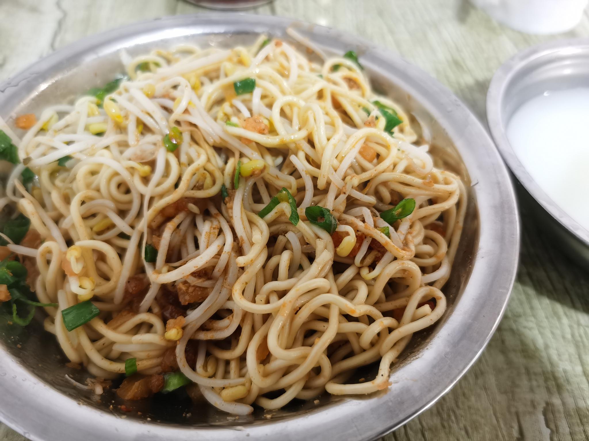 整理手机相册,近期吃过的早餐——热干面专场