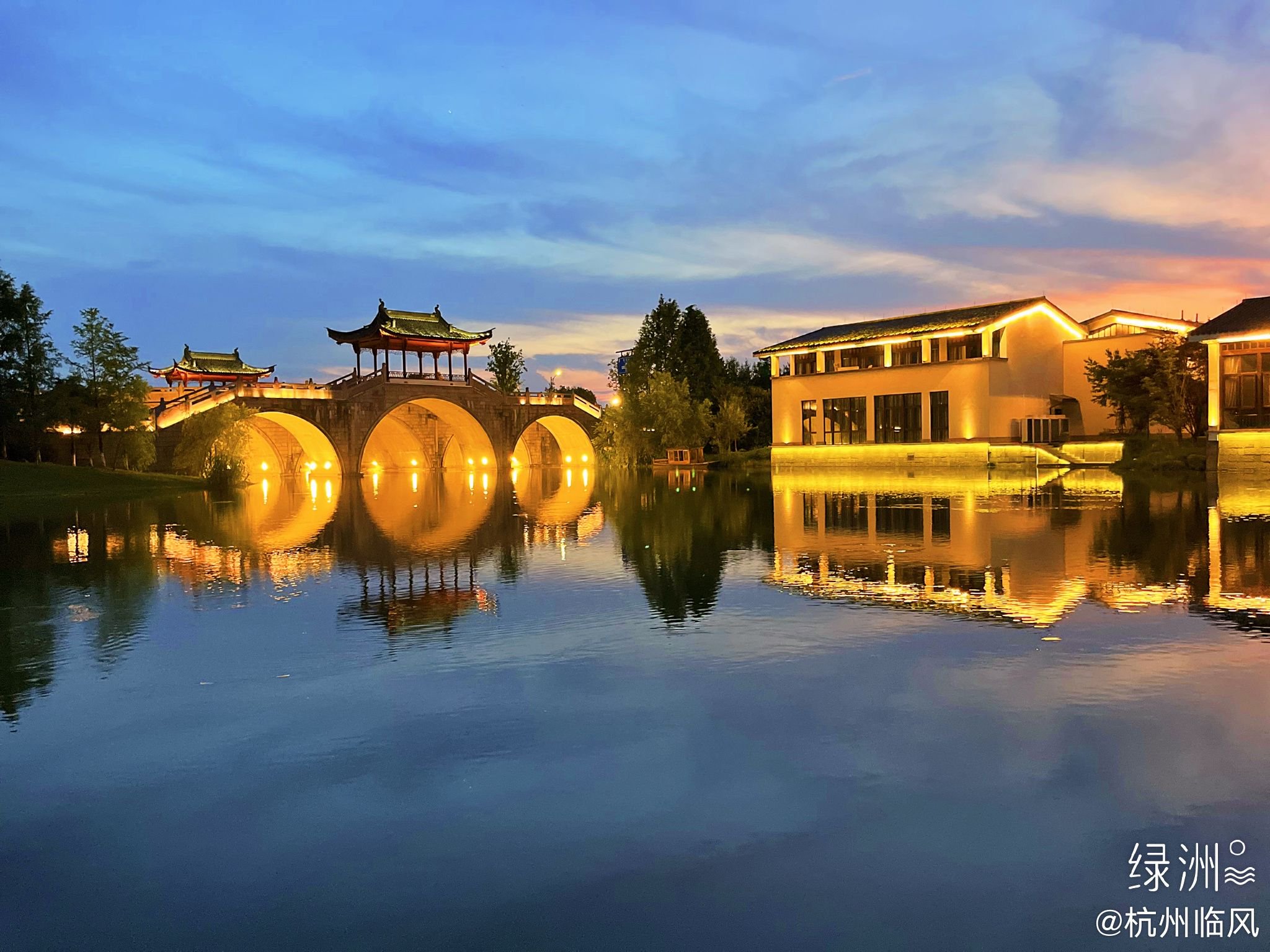 萧山湘湖金融小镇夜景