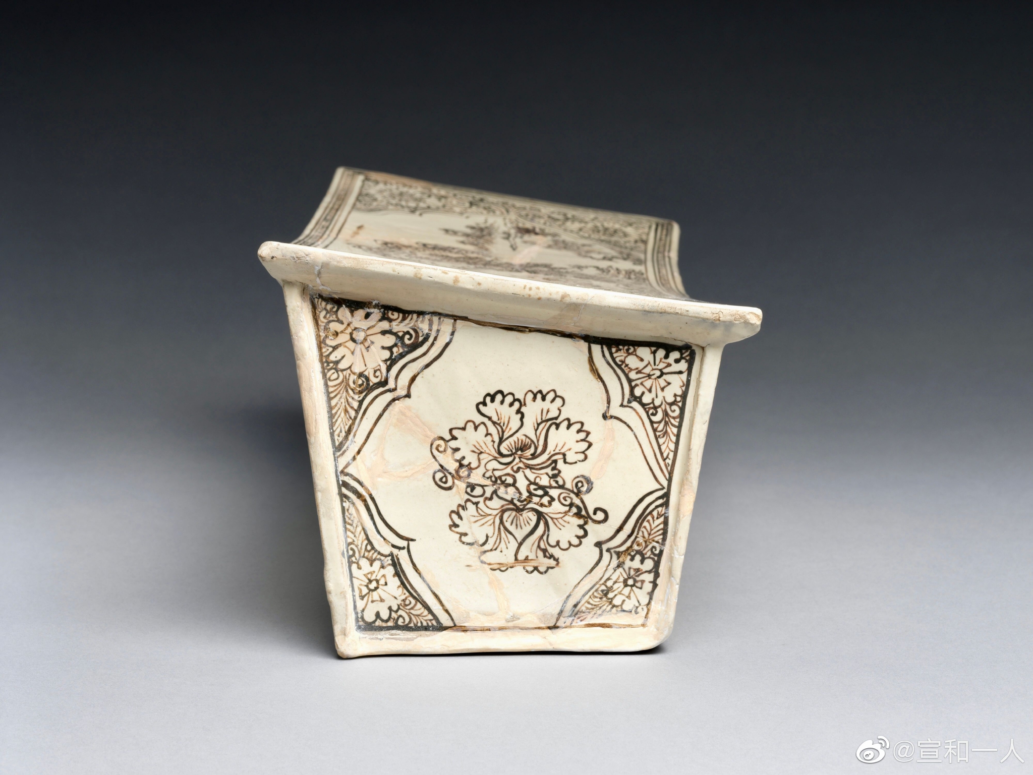 磁州窑山水虎纹瓷枕金元大都会博物馆met藏