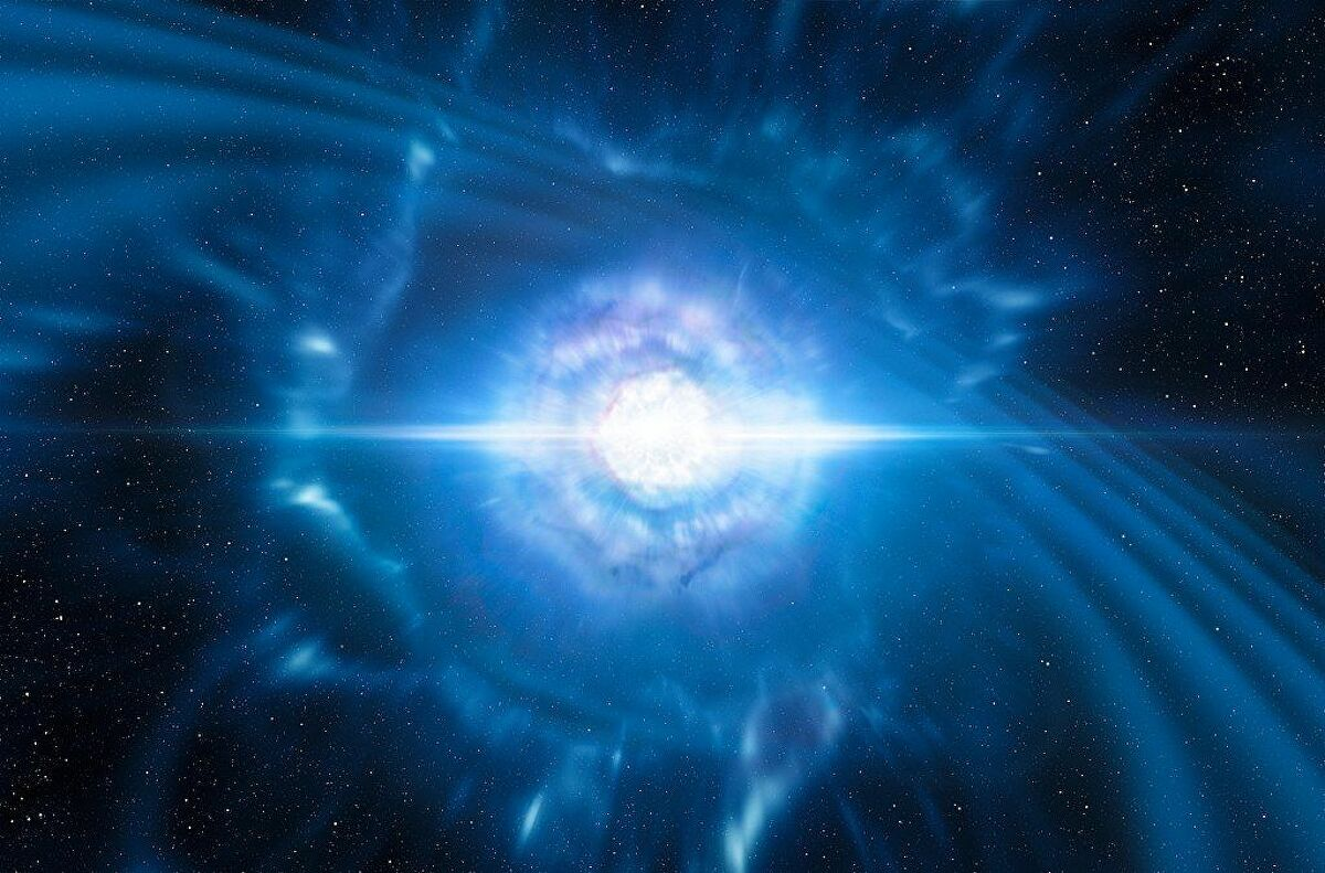 注意观赏天狼星，它是夜空中最亮的恒星