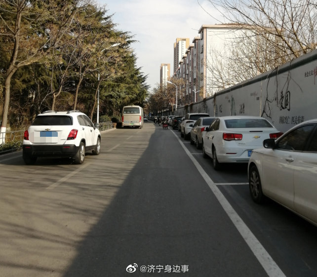 济宁 邹城市铁山公园门口的公园路_高清图集_新浪网