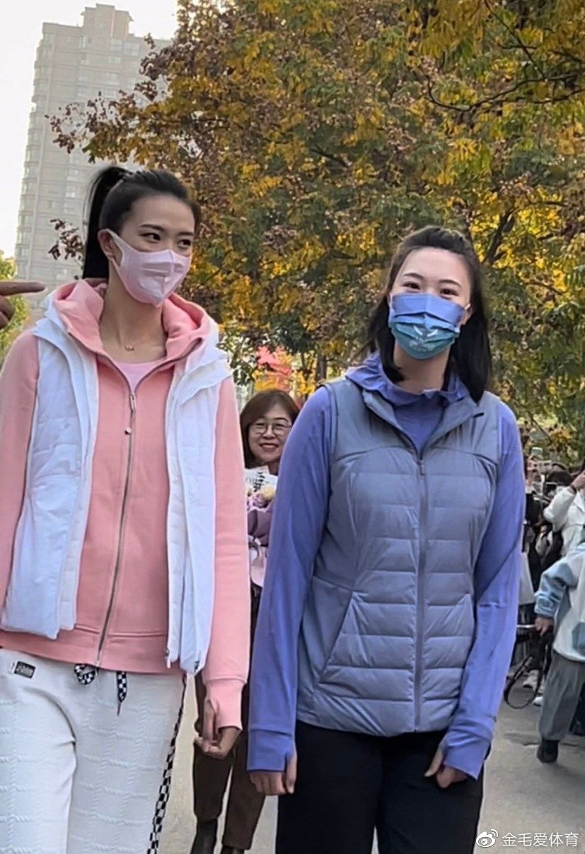 昨又与惠若琪参加座谈 - 张常宁退役报告 - 实验室设备网