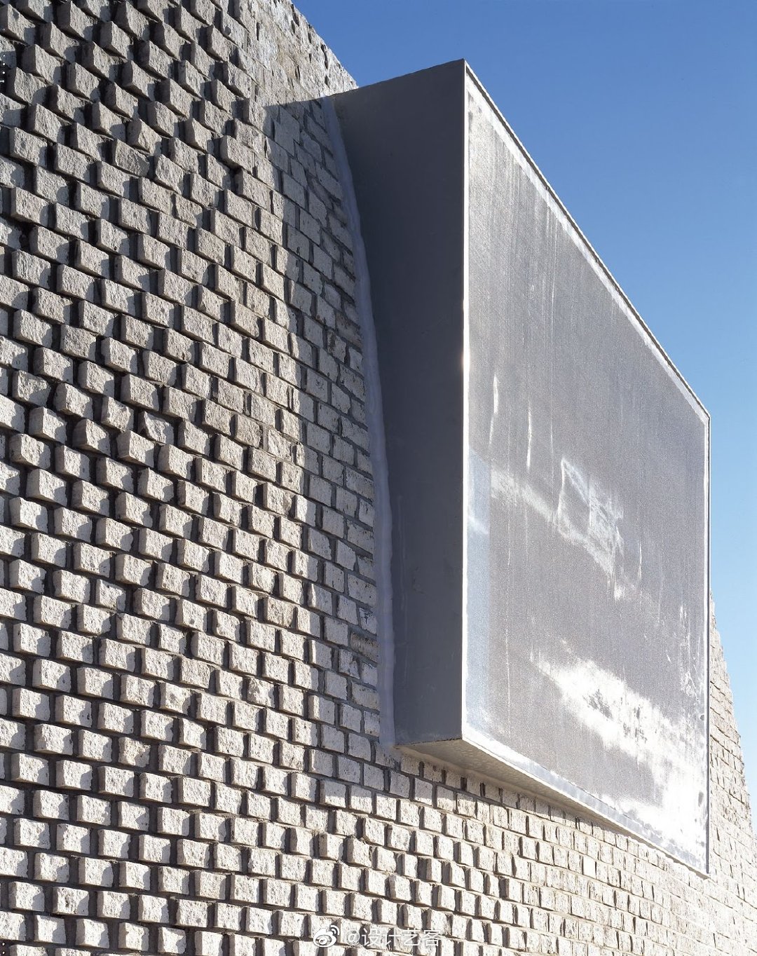 建筑设计,极致的转墙艺术.