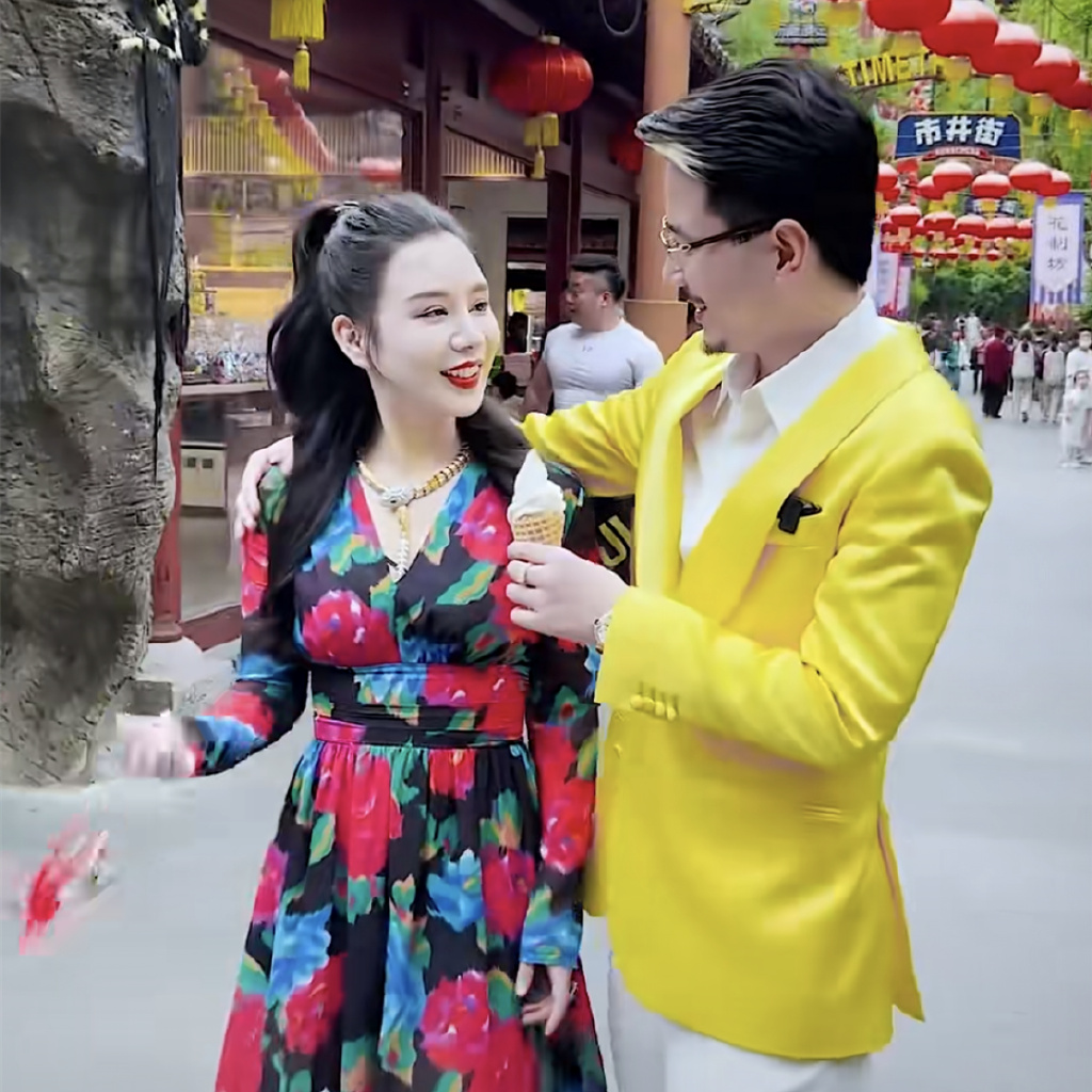 网红"国岳夫妇"办中式婚礼!