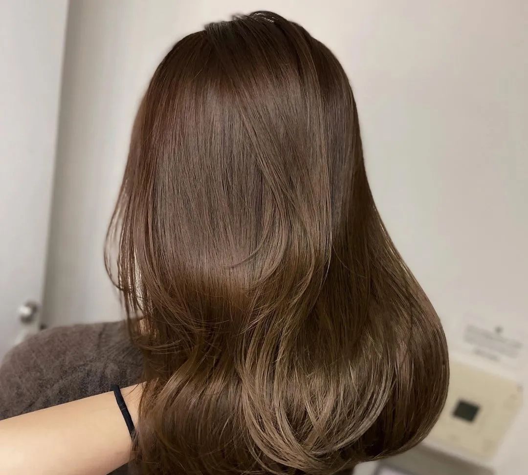 高级的"冷棕色",低调奢华有内涵|发型图片库|棕色|奢华_新浪新闻
