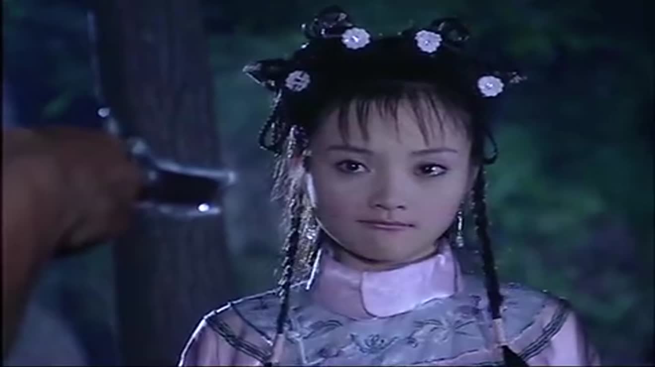 十三格格李小璐同六王爷僵峙性命堪忧好在太后及时赶到