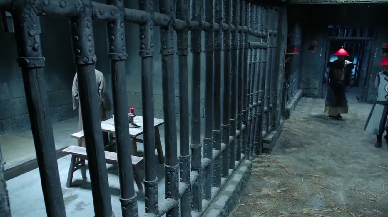 抚台贪墨下狱部堂前来嘲讽却被他揭穿假装两袖清风