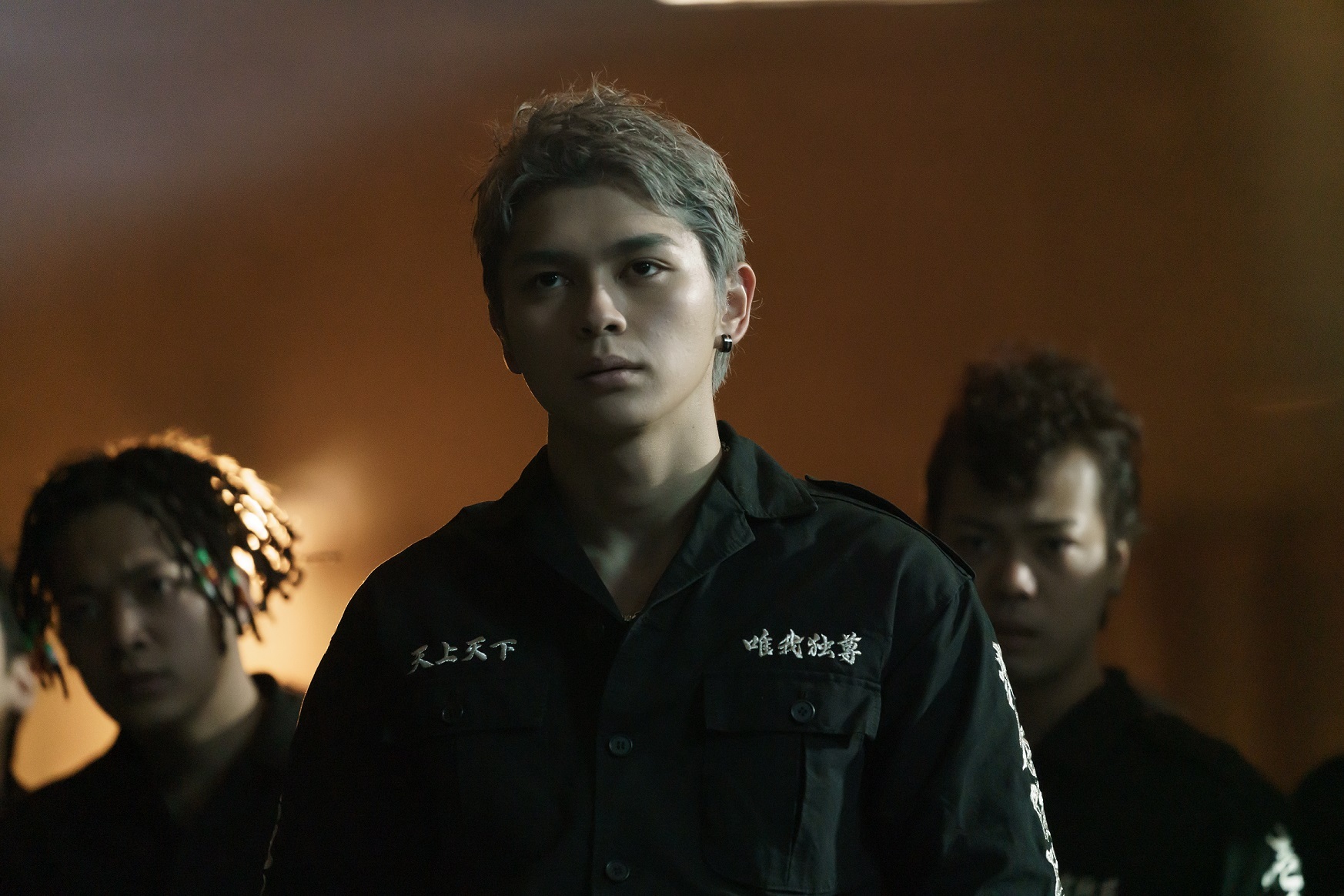 《东京卍复仇者》真人电影版剧照……_高清图集_新浪网