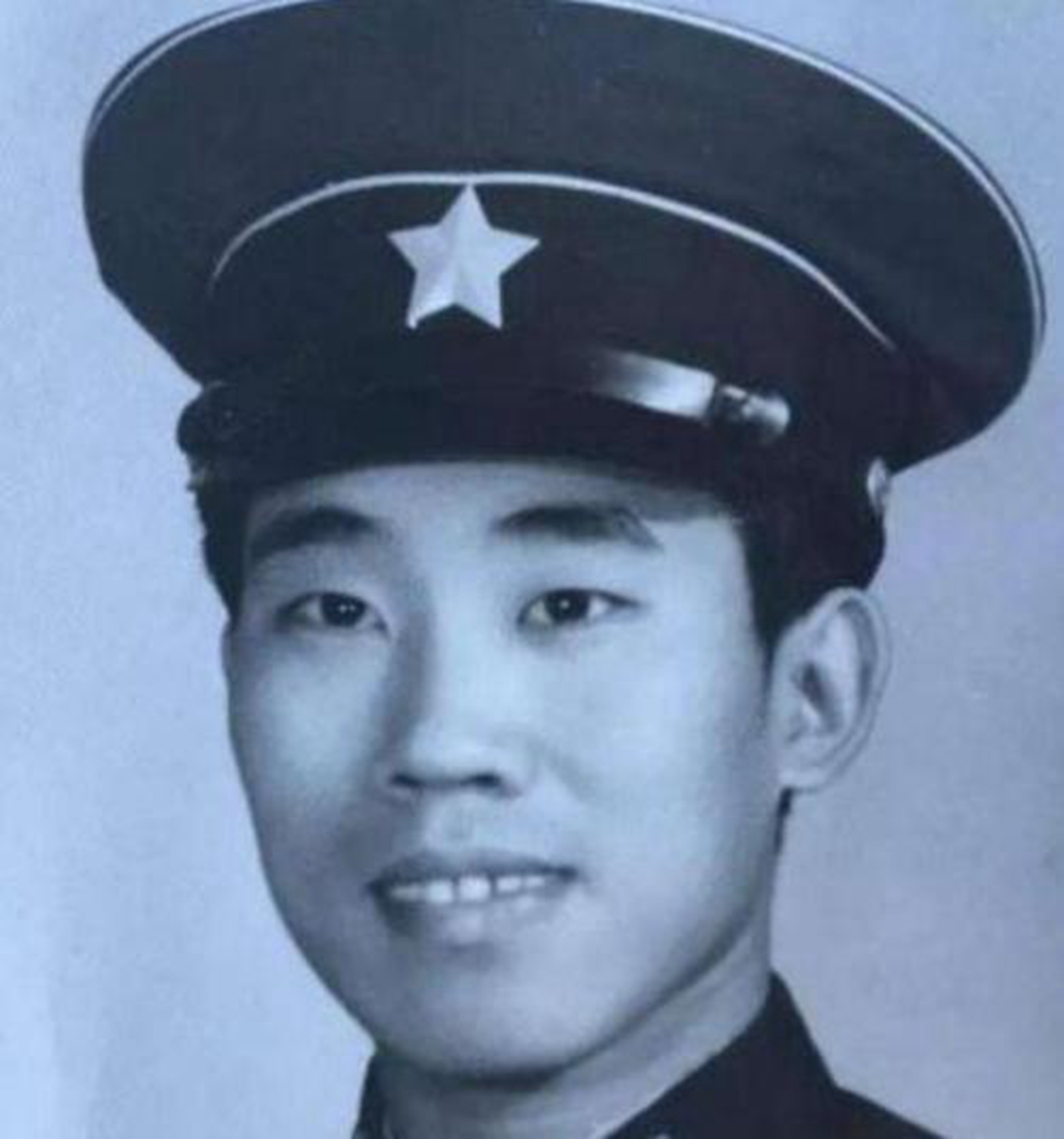 "歪嘴"杜旭东的女儿,34岁至今单身,看完照片网友:这谁敢娶|杜金京