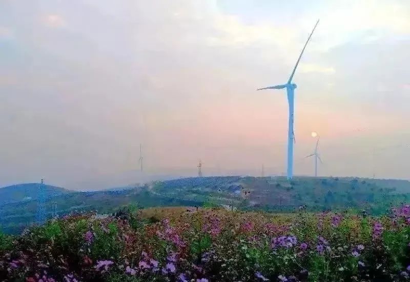 黄龙的秋天已送达,满山红叶惊艳来袭……休闲区蓝鸢梦想 - Www.slyday.coM 黄龙的秋天已送达,满山红叶惊艳来袭……休闲区蓝鸢梦想 - Www.slyday.coM