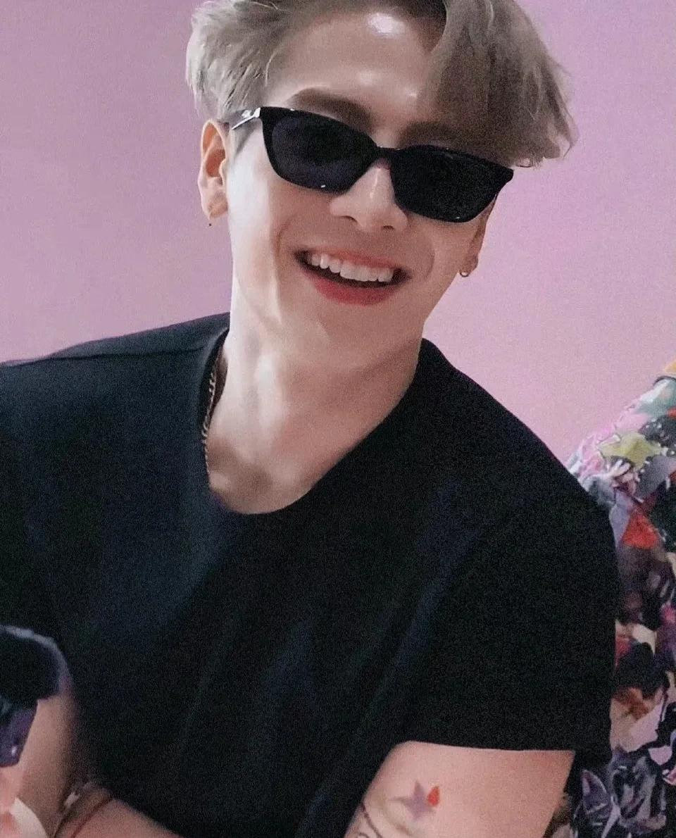 看脸是奶油小生，看身材反差太大，只有这七位男明星真的做到了休闲区蓝鸢梦想 - Www.slyday.coM