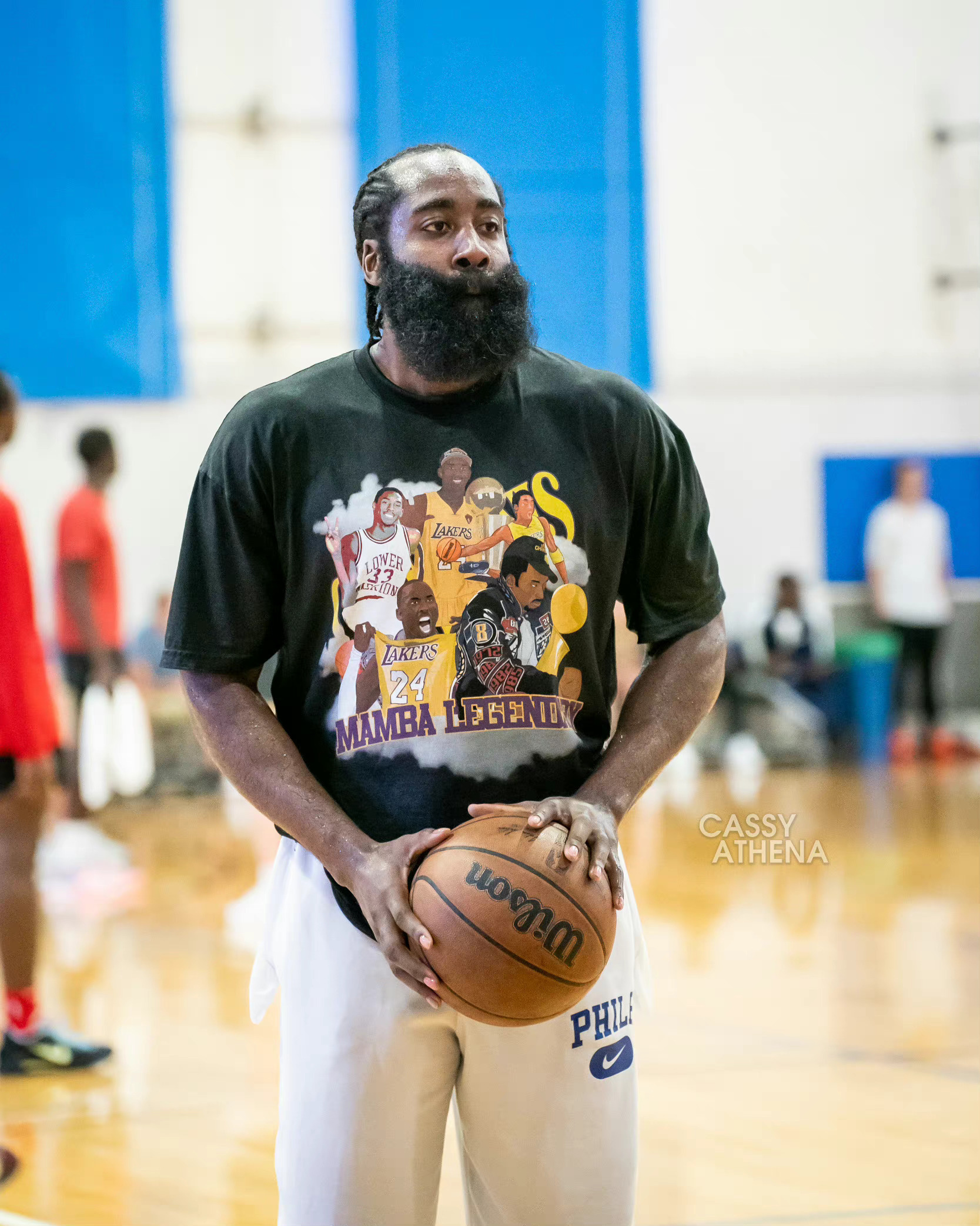 哈登加盟后快船NBA排名显著提升 数据揭示球队攻防效率变化