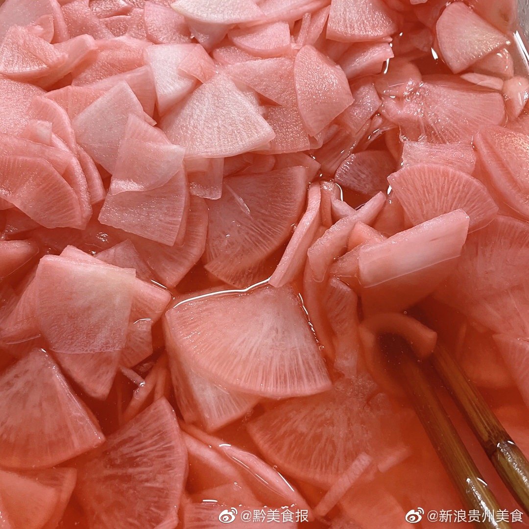 酸萝卜的粉色,是吃货眼里最好看的粉色