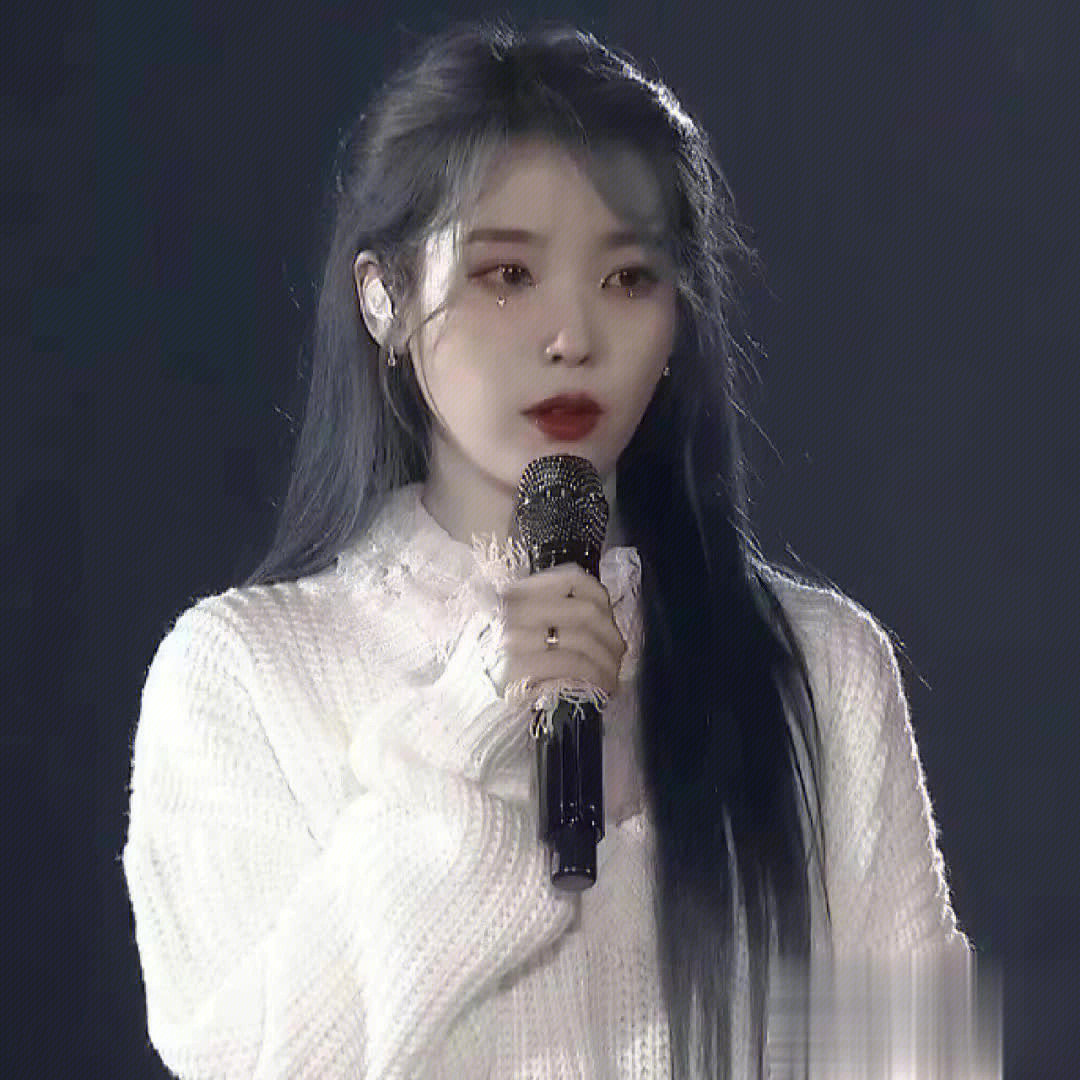 李知恩那些封神的头像