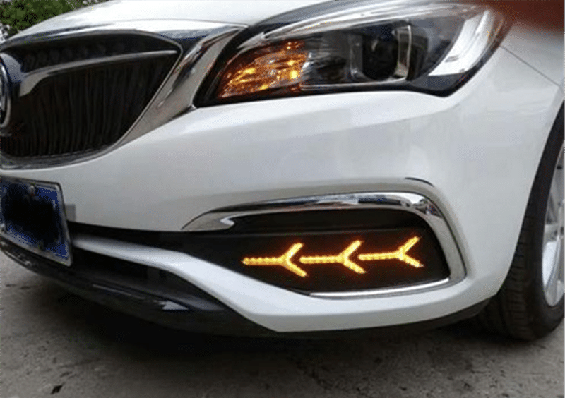 汽车日间行车灯有什么用?能不能关闭?车主:你关一个试试!