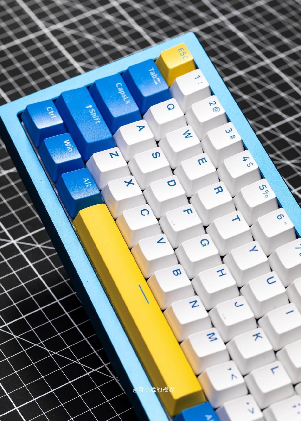 黑爵家的第一款gasket结构铝坨坨机械键盘,远峰蓝ac067使用体验__财经