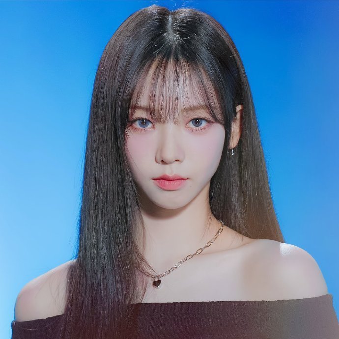 感受一下来自柳智敏证件照的美颜暴击!