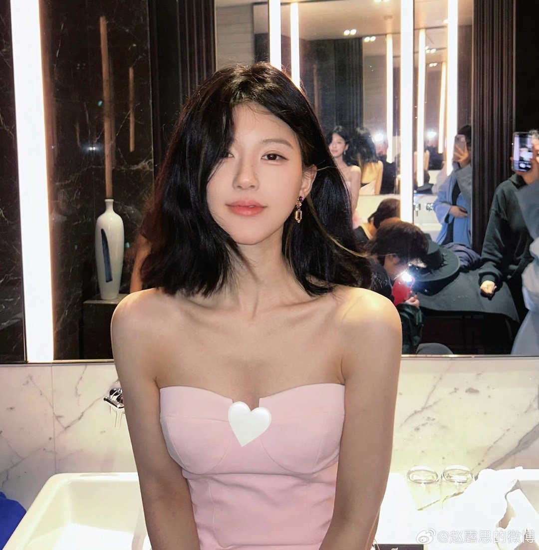 用2秒讲清楚！网易cc小恩雅话社大乔至尊版难受表情土豪定制顶级剧情福