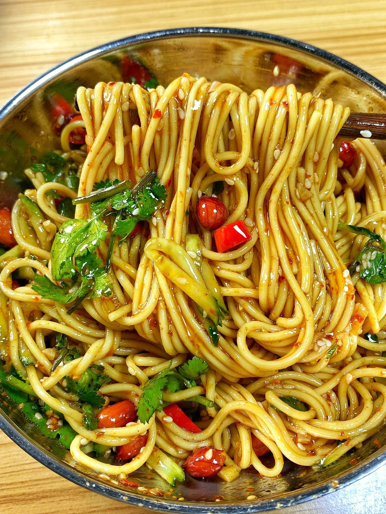 拌面从来没输过春夏必备这碗香辣凉拌面