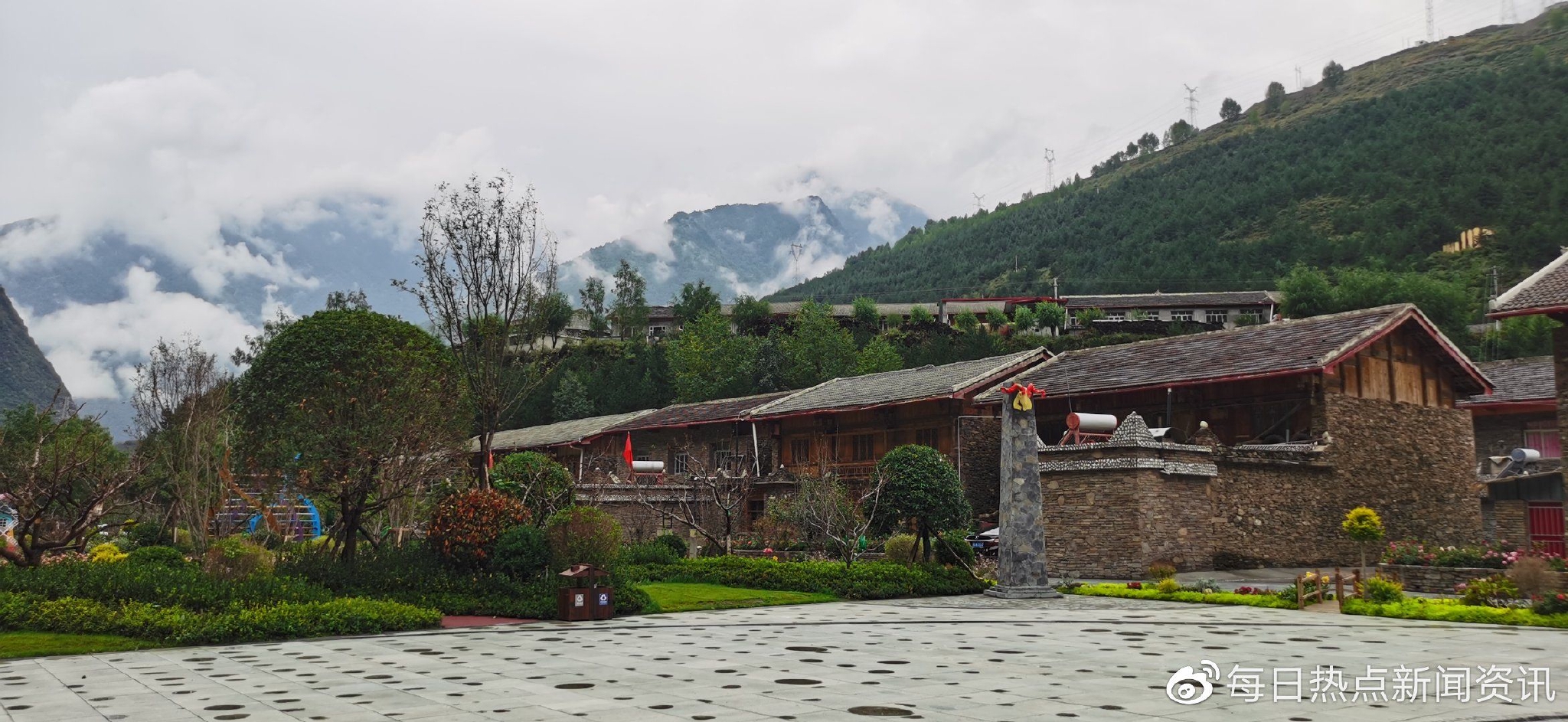 四川松潘羌寨麦吉村:一步一景 一景一韵|民居|麦吉|松潘_新浪新闻