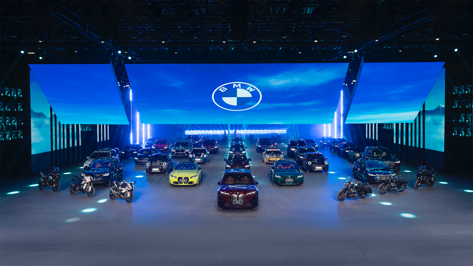 bao证精彩bmw全明星阵容亮相2021青岛国际车展