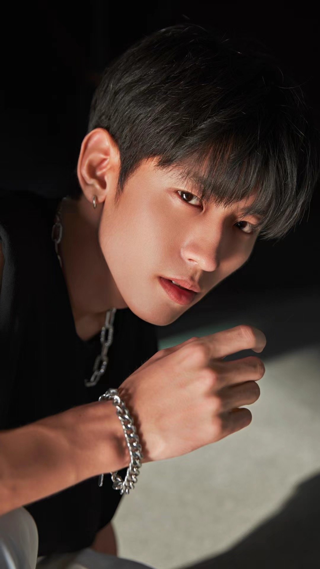 率性男孩孙雨晨啊