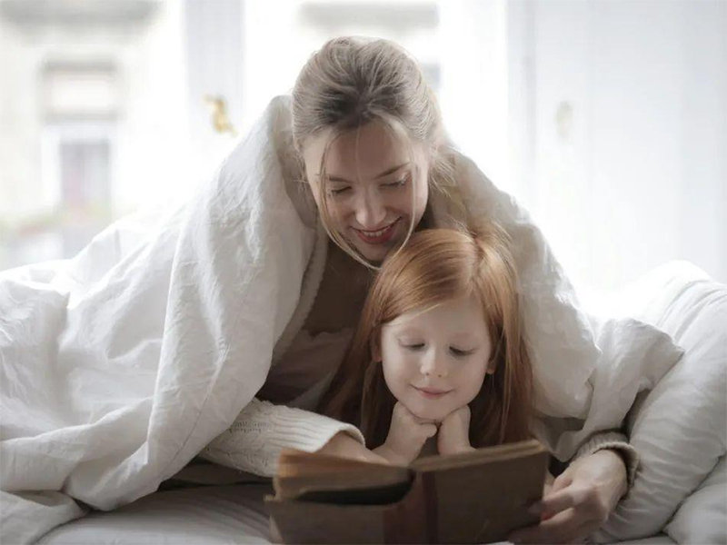 小孩每天起来坚持要自己穿衣服不让家长靠近，靠近就哭怎么办？休闲区蓝鸢梦想 - Www.slyday.coM