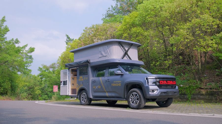 勇合江铃大道升顶房车四驱高配版首创270户外遮阳棚48v电路系统