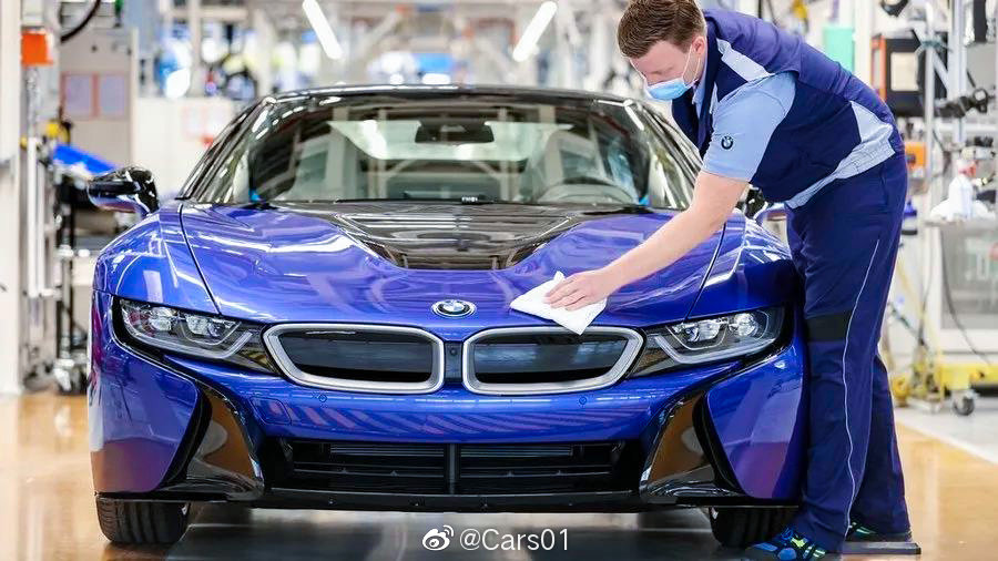 最后一台宝马i8于6月11日在德国莱比锡工厂下线，并宣布正式停产
