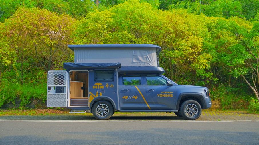 勇合江铃大道升顶房车四驱高配版首创270户外遮阳棚48v电路系统