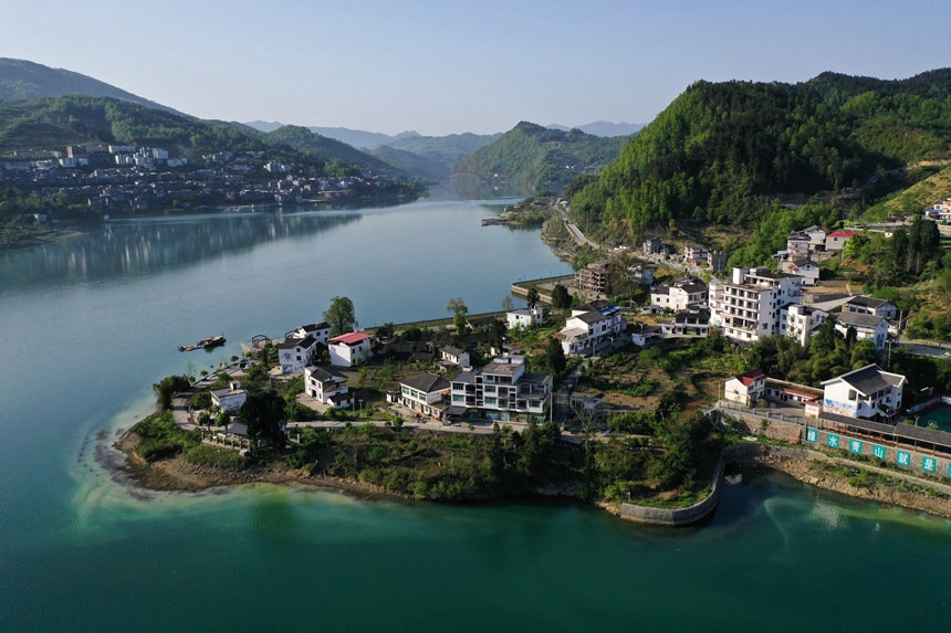 重庆彭水:春染"梦里水乡"周家寨|周家寨|乌江|重庆市_新浪新闻