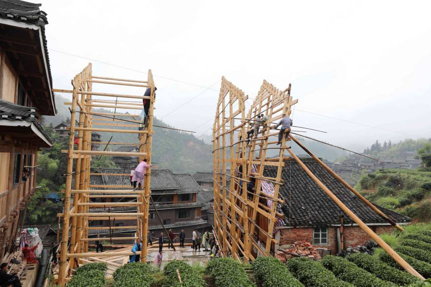广西三江侗寨新建吊脚楼