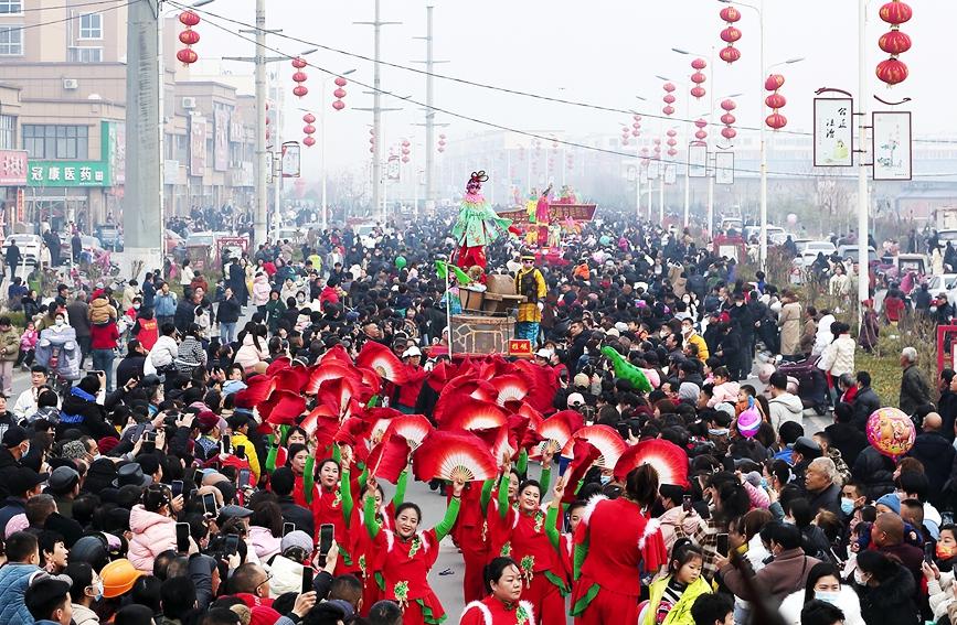 河南安阳:传统庙会传承千年非遗"抬阁"|然摄|表演|许仙_新浪新闻