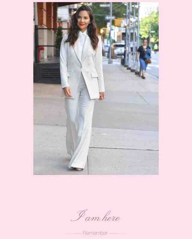 早秋的白色有多美？最美“白色穿搭”送你，拯救你的不会穿休闲区蓝鸢梦想 - Www.slyday.coM