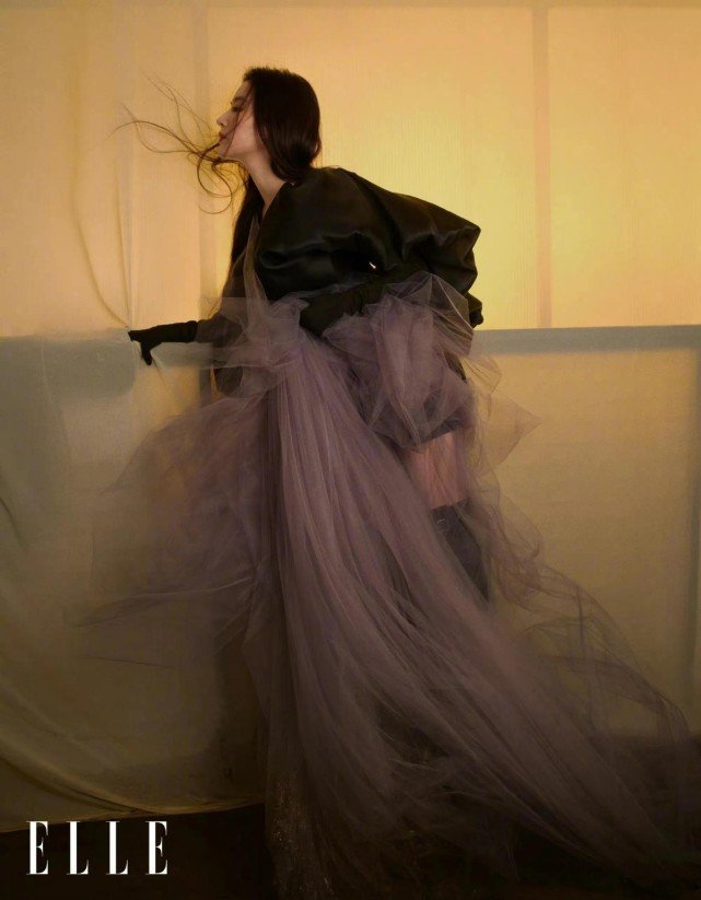 刘亦菲新大片封神!穿黄金战袍拿下顶级女刊金九封面,排面太牛了休闲区蓝鸢梦想 - Www.slyday.coM 刘亦菲新大片封神!穿黄金战袍拿下顶级女刊金九封面,排面太牛了休闲区蓝鸢梦想 - Www.slyday.coM