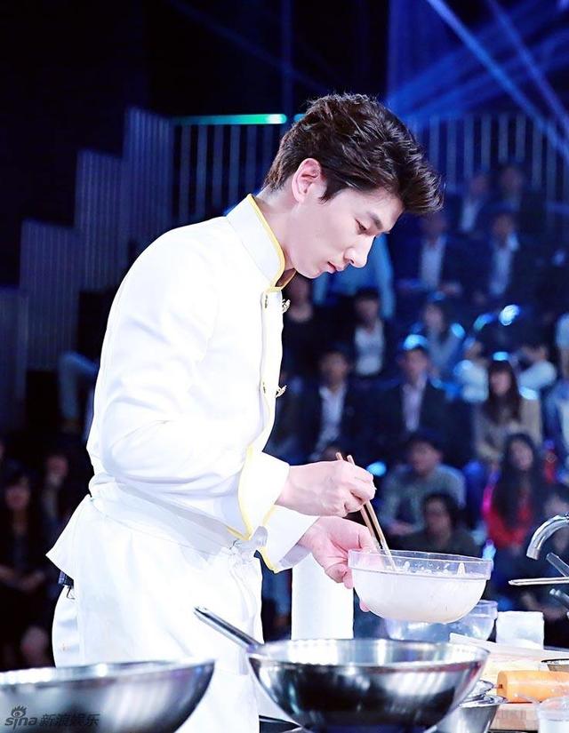 盘点最会做饭的明星,个个炒菜色香味俱全,都是被演戏耽误的大厨