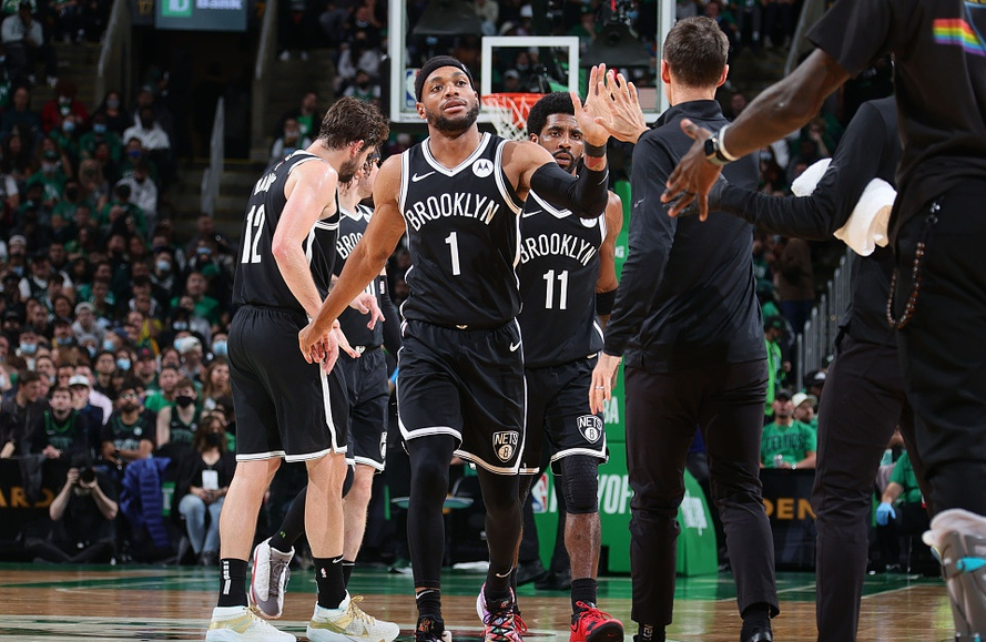 104分+19板+25助！哈登三巨头狂刷纪录，篮网拿到赛点，再见绿军休闲区蓝鸢梦想 - Www.slyday.coM